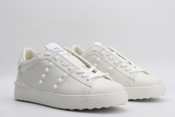 va*lentino sneaker