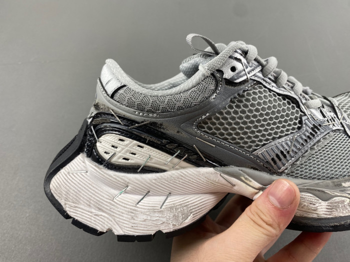 Ba*len*cia*ga runner