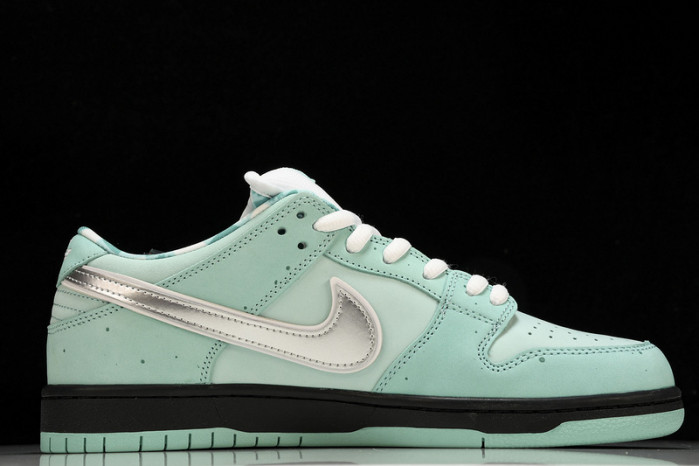 nike sb dunk low T*f*ny green bv1310-402